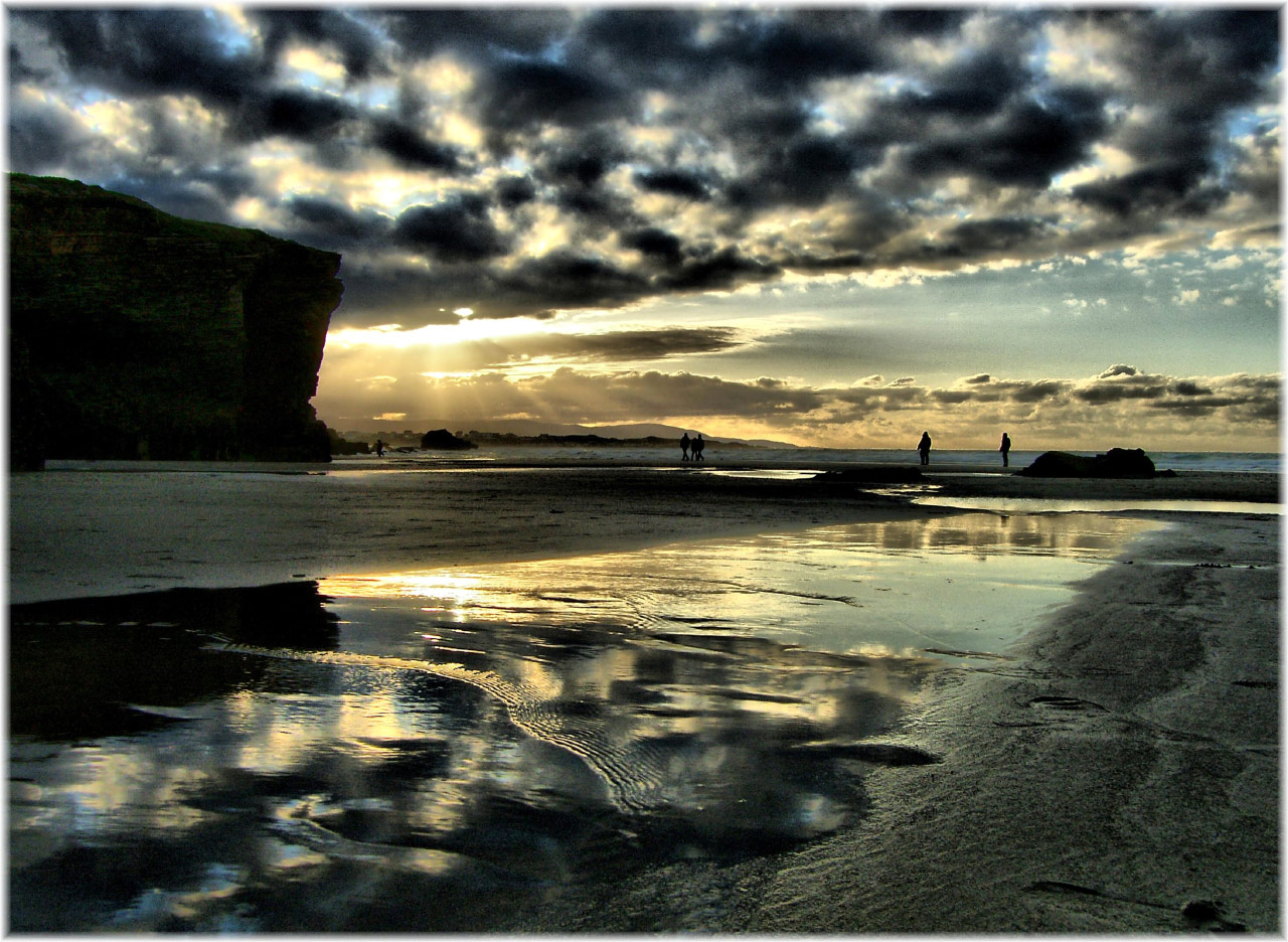 Playa de Las Catedrales, Foz